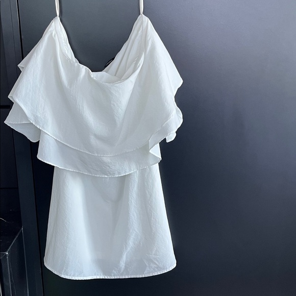 White Off-Shoulder Ruffle Mini Dress – Size M - Picture 2 of 4
